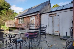 Rear External- click for photo gallery